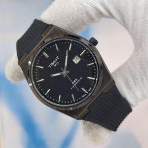 ساعت مچی مردانه تیسوت Tissot 1853 Powermatic بند رابر تمام مشکی | عقربه شبرنگ | تقویم ماه | موتور کوارتز