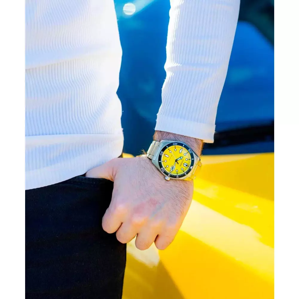 CITIZEN_AW1760-81Z