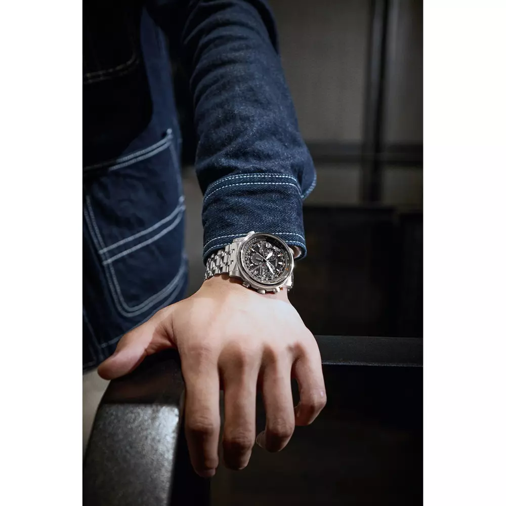 CITIZEN_CB5861-59E