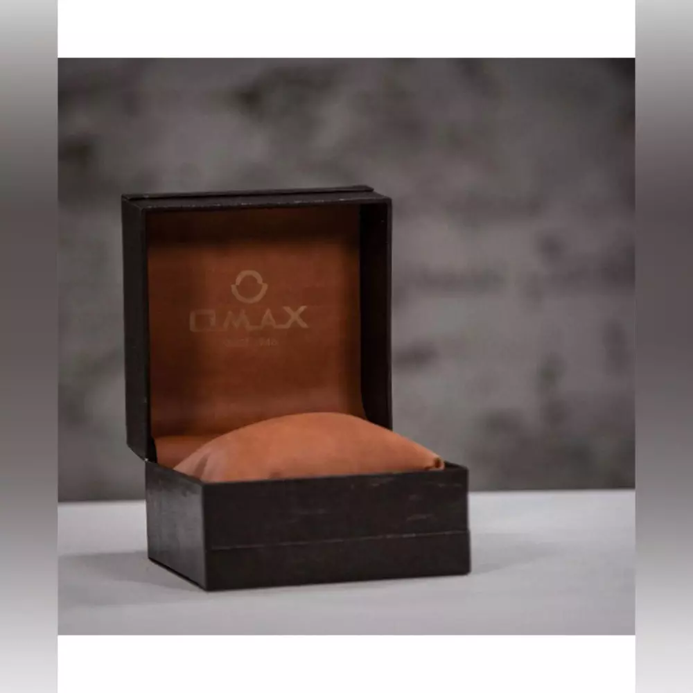 Omax Oem001B022 Mens Watch Back View