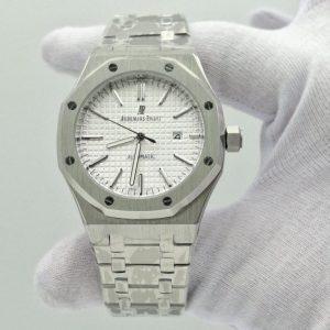 ساعت مچی مردانه اودمار پیگه سیلور Audemars Piguet Royal Oak 1 ساعت مچی مردانه اودمار پیگه سیلور Audemars Piguet Royal Oak photo 2025 08 04 20 14 38