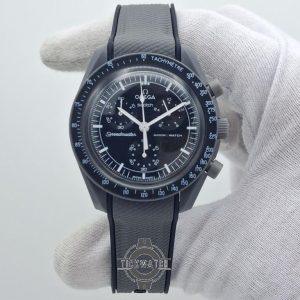 omega-speedmaster-earth-planet-mission-3motor-PE70-carbon-rubber.jpg