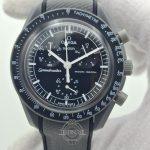 omega-speedmaster-earth-planet-mission-3motor-PE70-carbon-rubber-1.jpg