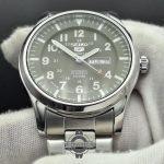 ساعت مردانه سیکو 5 دو تقویم صفحه سبز زیتونی SEIKO 5 - Image 4