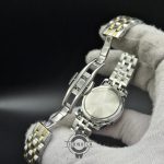 ساعت زنانه ورساچه صفحه سبز اشرافی با بند نقره ای طلایی VERSACE - Image 8